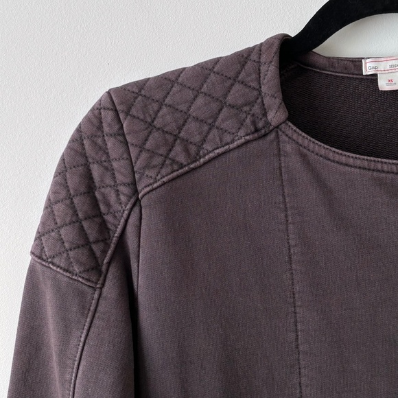 3/$20🌻Gap Gray Cotton Quilted Zip Jacket - Picture 6 of 16